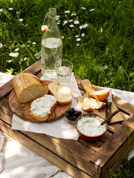 Open Day Kent Picnic Basket for Two